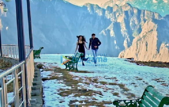 intezaar koi aane ko hai2