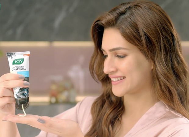 Joy Personal Care signs Kriti Sanon as brand ambassador for their facewash range Joy Personal Care signs Kriti Sanon as brand ambassador for their facewash range
