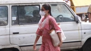 Sara Ali Khan reached at NCB office