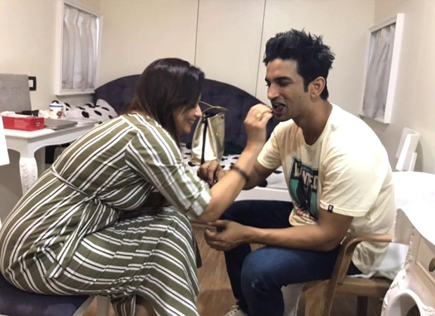 Sushant Singh Rajput celebrated Rakshabandhan with Mukesh Chhabra’s sister on Dil Bechara sets, photos go viral 