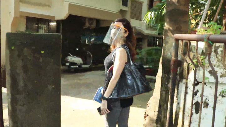 Sussanne Khan spotted at Kromakay salon