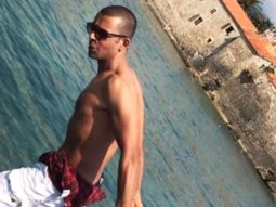 Sunil Grover shares a shirtless picture; jokes that today people have to cover their face also