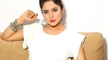 While the internet is going crazy over ‘Rasode Main Kaun Tha’, Shehnaaz Gill’s reaction to it might surprise you