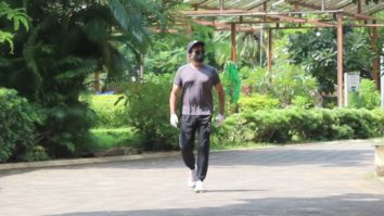 Anil Kapoor spotted while jogging at Garden in Juhu