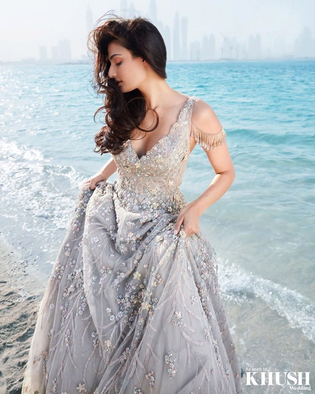 Athiya Shetty looks every bit of a free-spirited a millennial bride on the latest issue of Khush Wedding Athiya Shetty looks every bit of a free-spirited a millennial bride on the latest issue of Khush Wedding