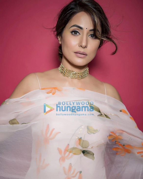 hina khan 5 5