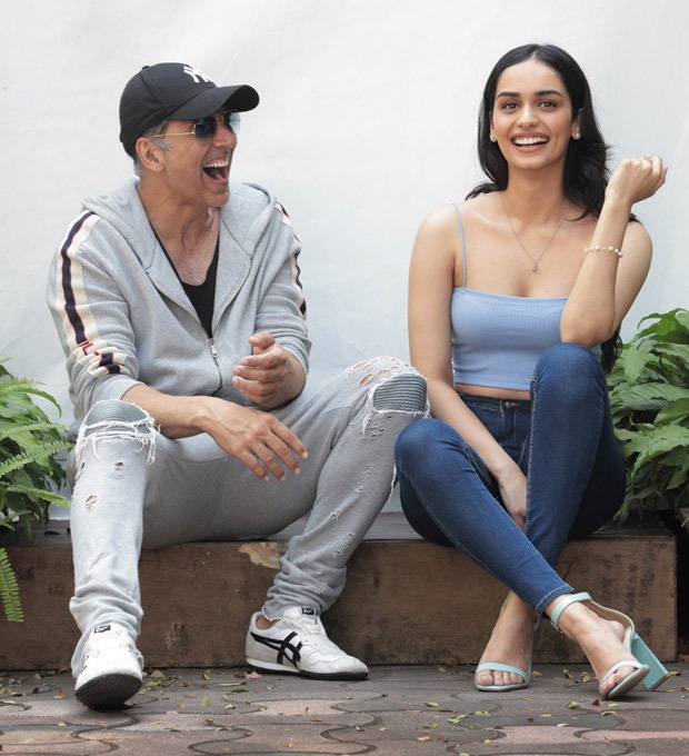 "I was excited to be on sets with Akshay Kumar sir because I have learnt so much from him" - says Manushi Chhillar on making debut with YRF’s Prithviraj 