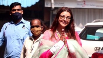 Kajal Aggarwal With Mom Snapped At Their Residence As they leave for her wedding