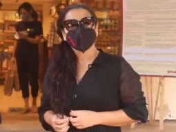 Vidya Balan spotted at Khar