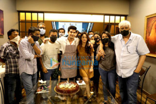 Photos: Vikram Bhatt, Sandeepa Dhar and Krishna Bhatt celebrate Omkar Kapoor’s birthday on sets of Dirty Games