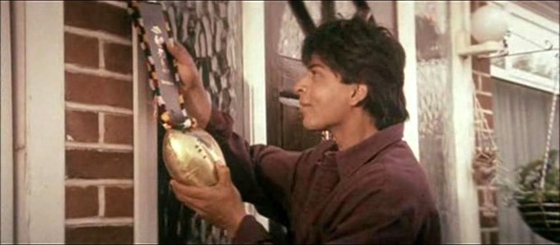 25 Years of Dilwale Dulhania Le Jaayenge: 7 things made popular by the film that will always remind you of DDLJ