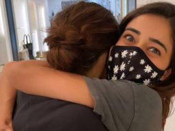 Ananya Panday only hugs Deepika Padukone, the latter says ‘love you baby girl’