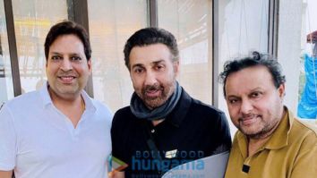 On The Sets Of The Movie Apne 2