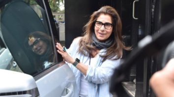 Dimple Kapadia spotted at Tip and Toe Nail Spa Juhu