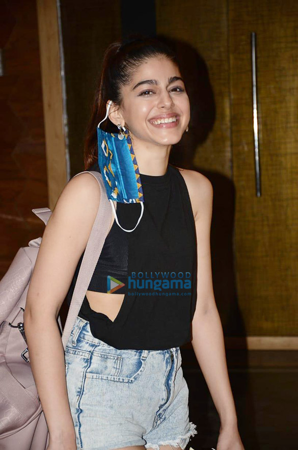 photos alaya f snapped at dance class in andheri 4