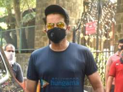 Photos: Anil Kapoor snapped at Juhu