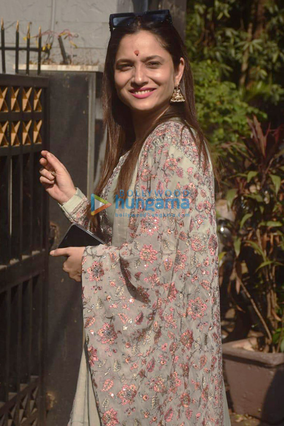 photos ankita lokhande snapped in lokhandwala 3