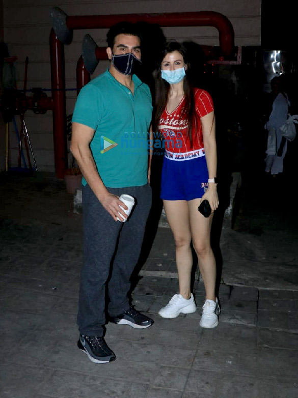 photos arbaaz khan and georgia andriani snapped in bandra 4