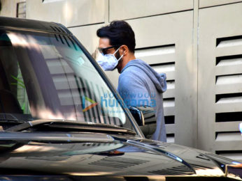 Photos: Arjun Rampal snapped leaving from his residence