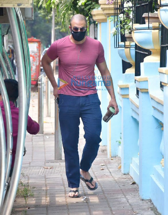 Photos: Arunoday Singh spotted in Bandra