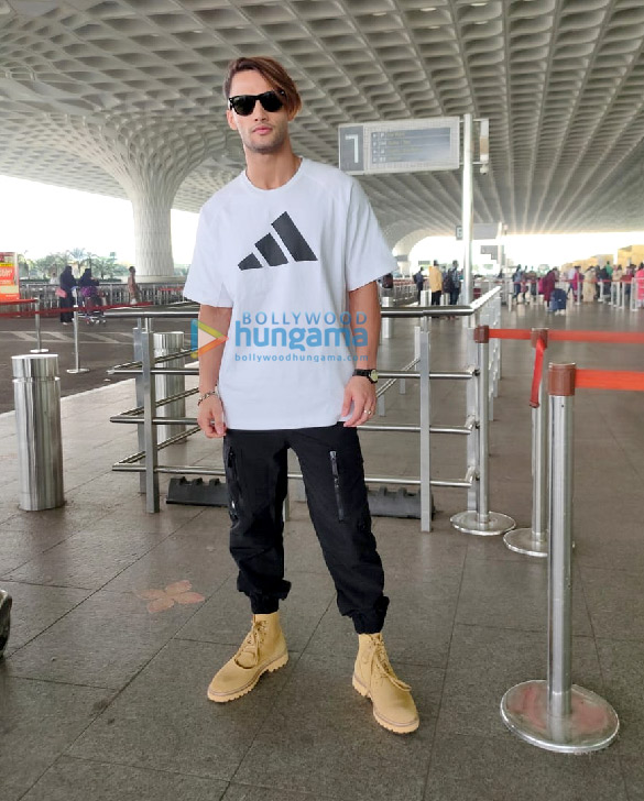photos divya khosla kumar karishma tanna and asim riaz snapped at the airport 3