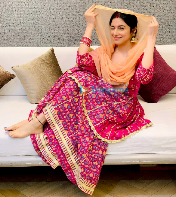 Photos: Divya Khosla Kumar celebrates Karwa Chauth on the sets of Satyameva Jayate 2 Photos: Divya Khosla Kumar celebrates Karwa Chauth on the sets of Satyameva Jayate 2