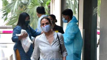 Photos: Esha Deol snapped at Hinduja Hospital