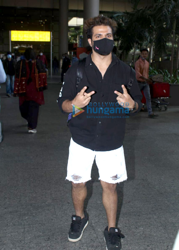 photos huma qureshi and rithvik dhanjani snapped at the airport 3