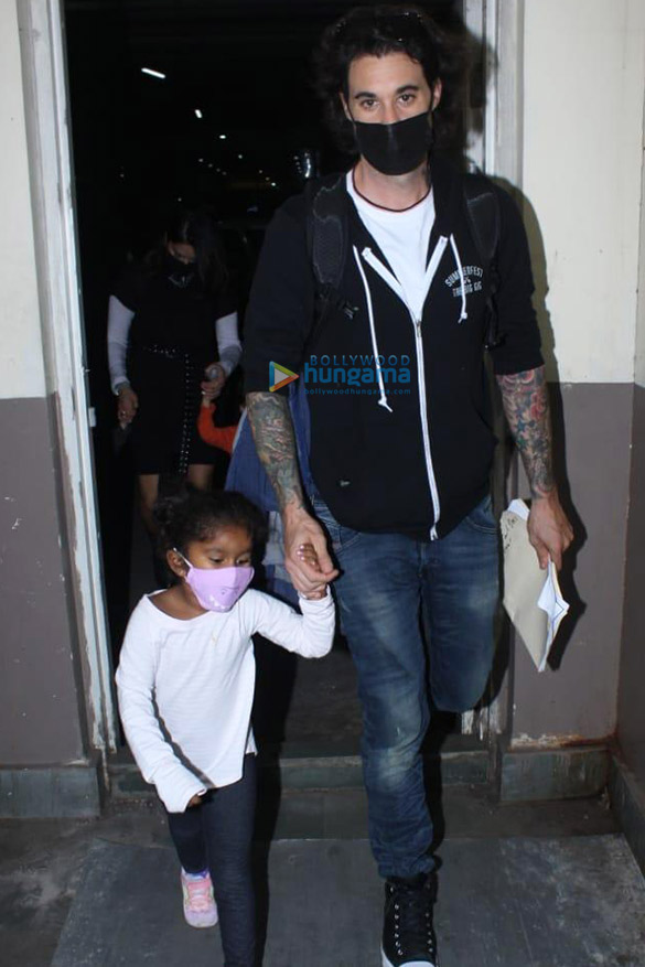 photos john abraham nora fatehi and others snapped at the airport 2