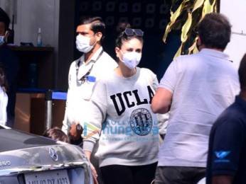 Photos: Kareena Kapoor Khan, Malaika Arora and Ahan Shetty snapped at the Kalina airport