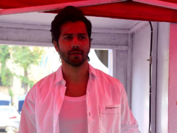 Photos: Kareena Kapoor Khan and Varun Dhawan spotted at Mehboob Studios