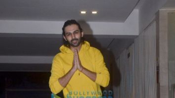 Photos: Kartik Aaryan snapped at his birthday celebrations