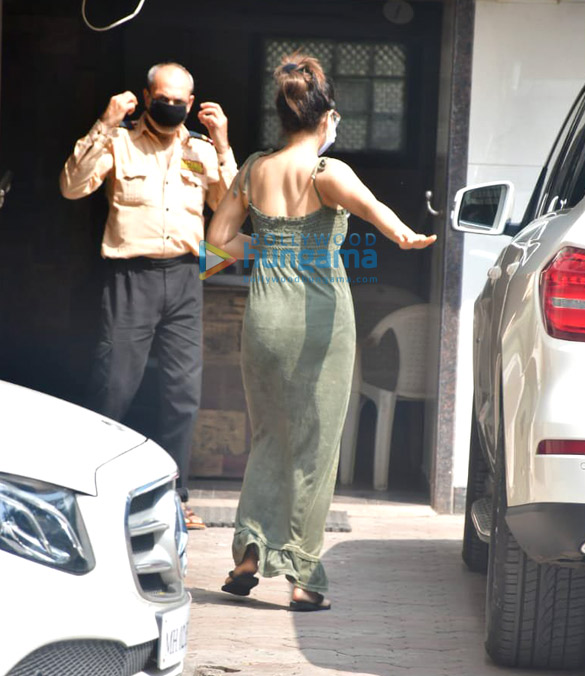 photos kim sharma spotted at clinic 4