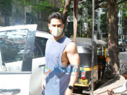 Photos: Kunal Kemmu snapped at gym in Khar