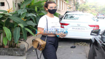 Photos: Patralekha spotted outside clinic in Bandstand