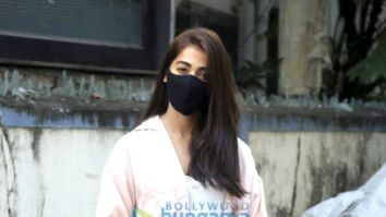 Photos: Pooja Hegde snapped in Bandra