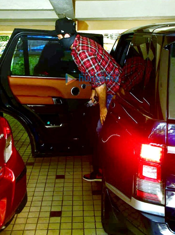 photos ranbir kapoor spotted at a dubbing studio 4 2
