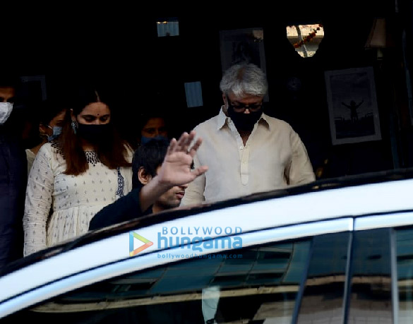 photos sanjay leela bhansali snapped at juhu 3
