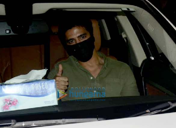 photos saqib saleem huma qureshi and mudassar khan snapped in juhu 4