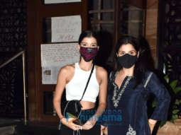 Photos: Shanaya Kapoor snapped with her mother at Banty house in Bandra