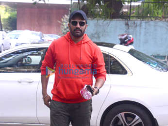 Photos: Sharad Kelkar spotted at Zee office in Andheri
