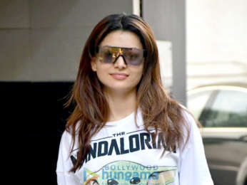 Photos: Urvashi Rautela spotted outside a salon