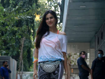 Photos: Vikrant Massey and Sonnalli Seygall snapped in Bandra