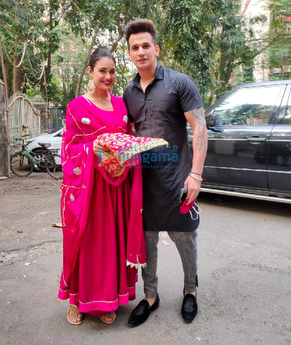 Photos: Yuvika Chaudhary and Prince Narula snapped celebrating Karva Chauth Photos: Yuvika Chaudhary and Prince Narula snapped celebrating Karva Chauth