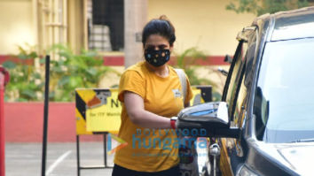 Photos: Zareen Khan spotted at gym