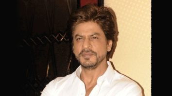 Shah Rukh Khan: “90% women feel it’s alright to be NAUGHTY with SRK because…”| Birthday Special