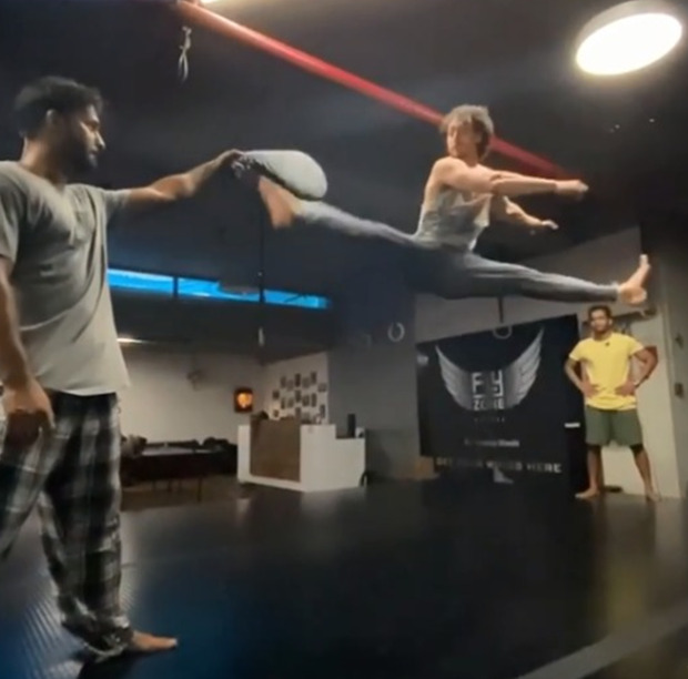 Tiger Shroff practices perfecting tornado kick several times, his sister Krishna jokes he is 'weak'