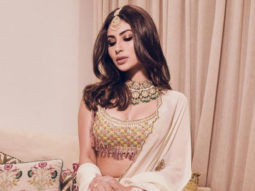 VIDEO: Mouni Roy shakes a leg to ‘Bole Chudiyan’ at Aamna Sharif’s Diwali Party