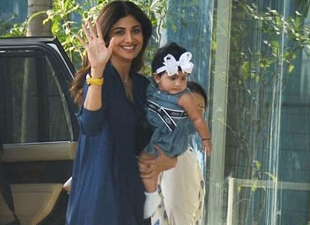 Shilpa Shetty poses with her daughter Samisha for the paparazzi; the little one’s expressions are too good to miss