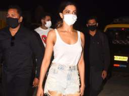 Deepika Padukone and Siddhant Chaturvedi snapped at Gateway Of India